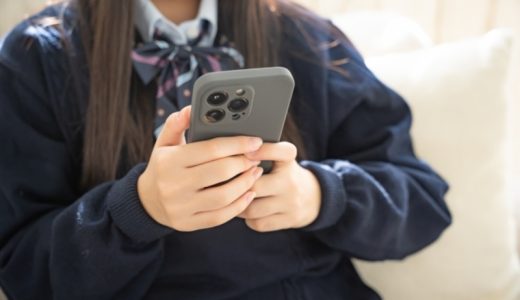 電話占いの年齢制限一覧表！18歳未満の未成年でも利用できる電話占いサイトを紹介！